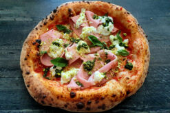 02. Pizza Mortadella