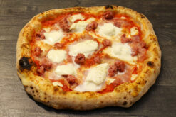 26. Pizza Salsiccia